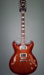 Photo : Ibanez         AS83 L VLS gaucher