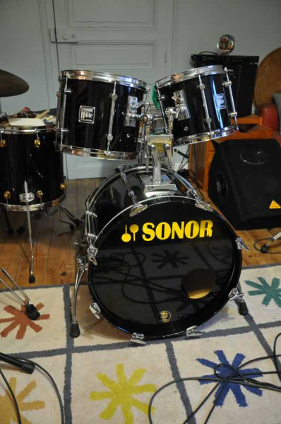 Photo SONOR HILITE Noire des annees 1990 » Instruments de Musique ...