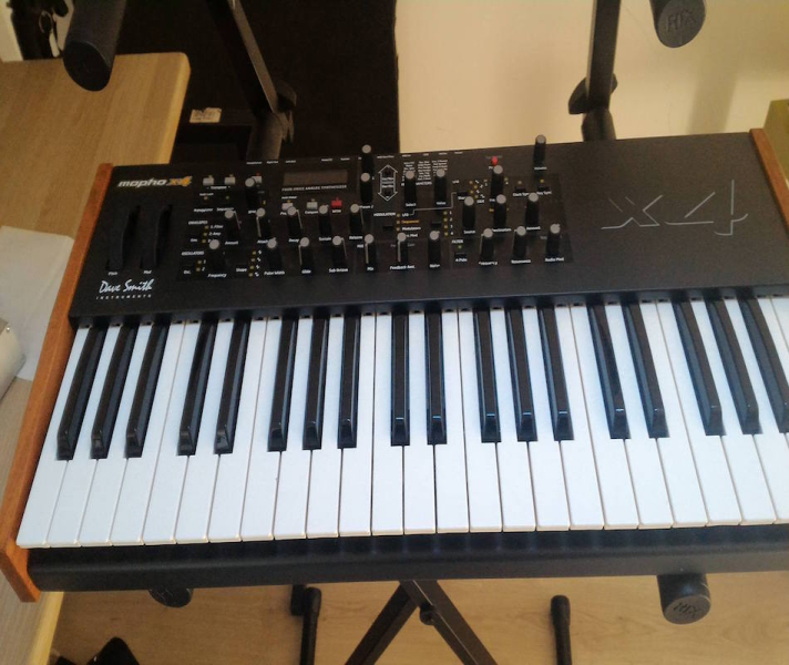 Photo : Mopho            X4 Dave Smith Instrument