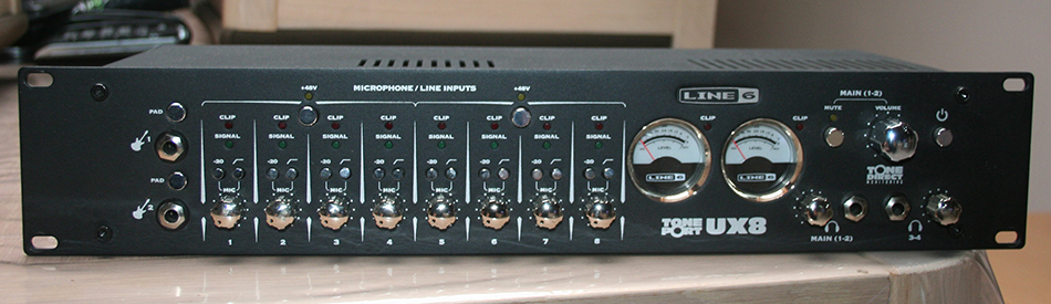 Photo : Line     6     UX8 TonePort