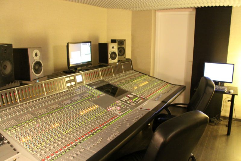 Photo : SSL            AXIOM 96 voies de 2001