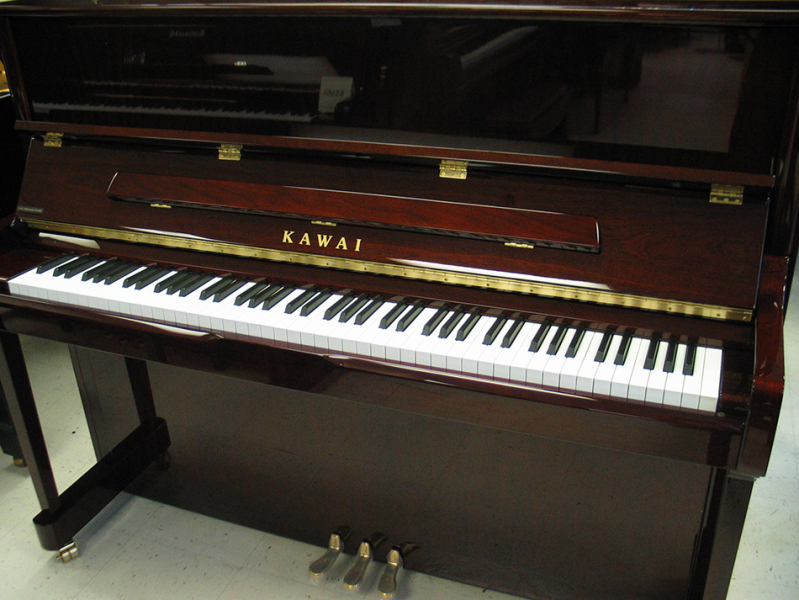 Photo : Kawai           KX21 Acajou avec Genius pro