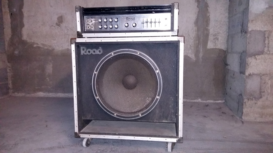 Photo : Ampli    Basse   ROAD 440
