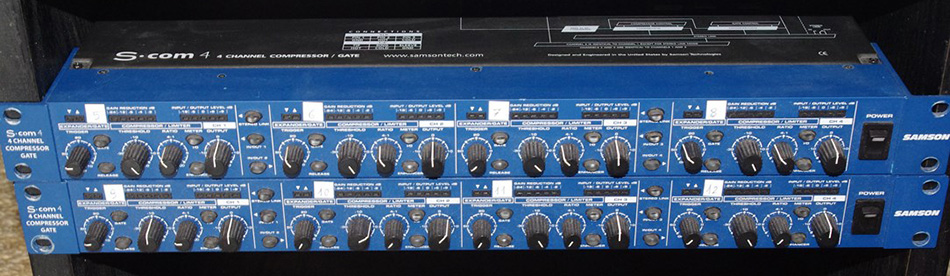 Photo : SAMSON    S   COM4 Compresseur gate