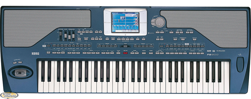 Photo : Korg      PA    800 mp3 