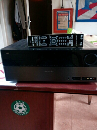 Photo : Ampli    hifi   Harman Cardon 100 watts