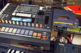 Photo : Sampler  Yamaha SU 700 toutes options