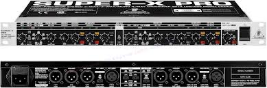 Photo : Behringer   CX   3400 crossover Filtre actif