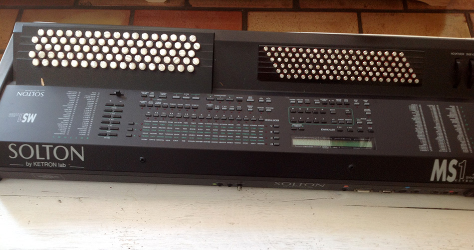 Photo : Solton           MS1 Touches Accordeon