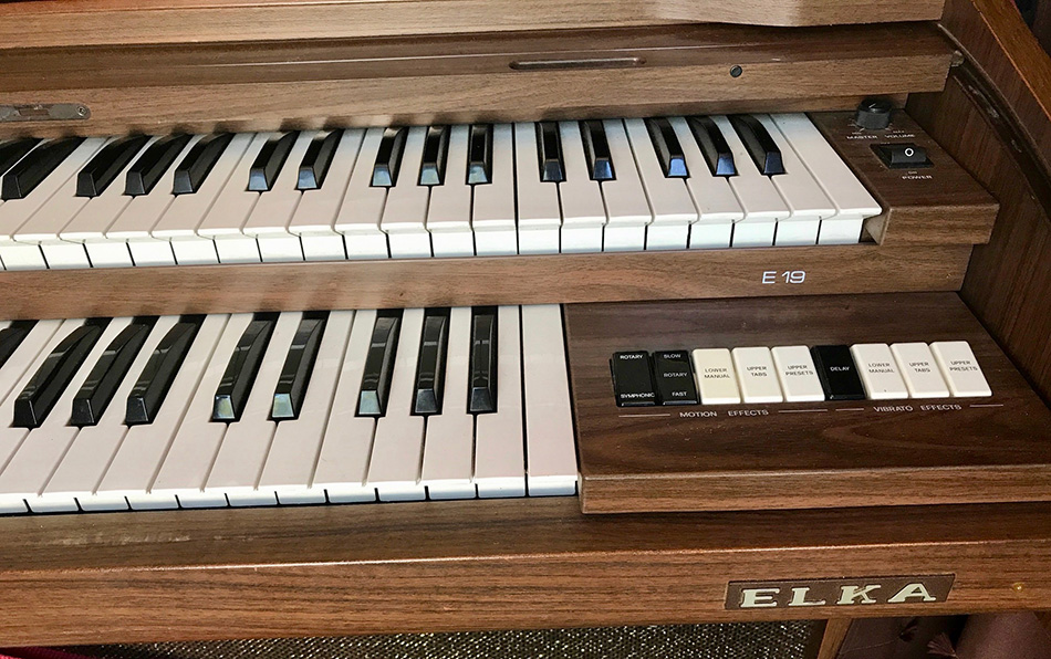 Photo annonce ORGUE          ELKA E19