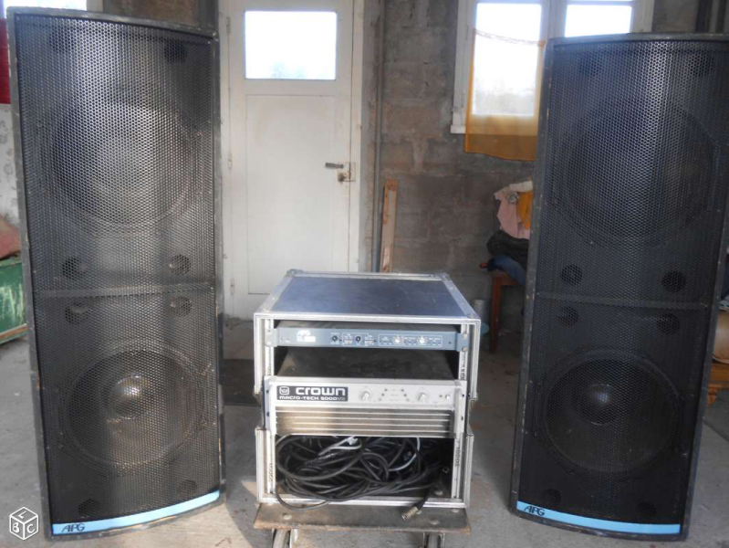 Photo : Enceintes sono APG DS 215 la paire + proc SPDS 215