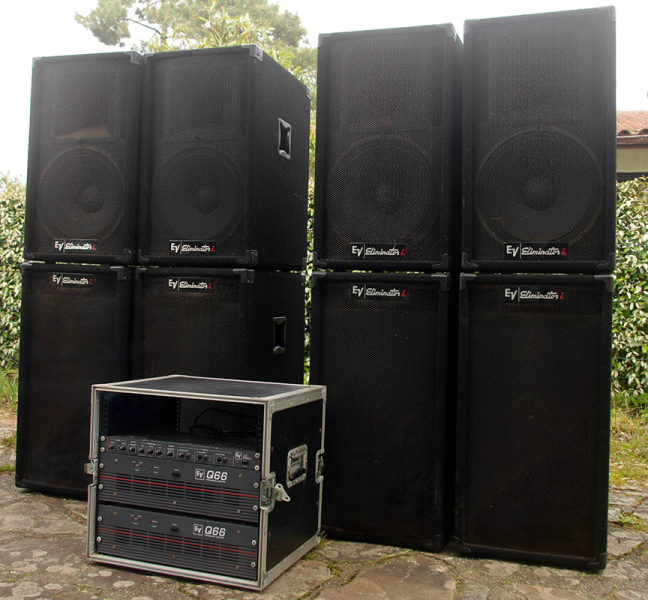 Photo : ELECTRO   VOICE  Systeme Son