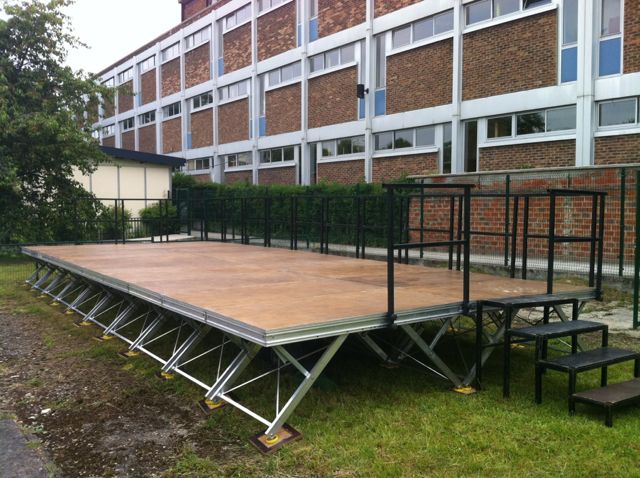 Photo annonce PRATICABLE SAMIA CISEAUX 2m x 1m