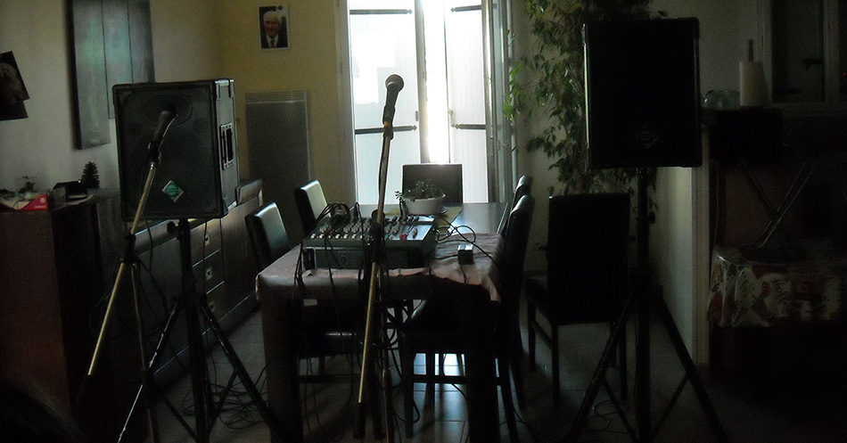 Photo : AMPLI     BST    SA 300