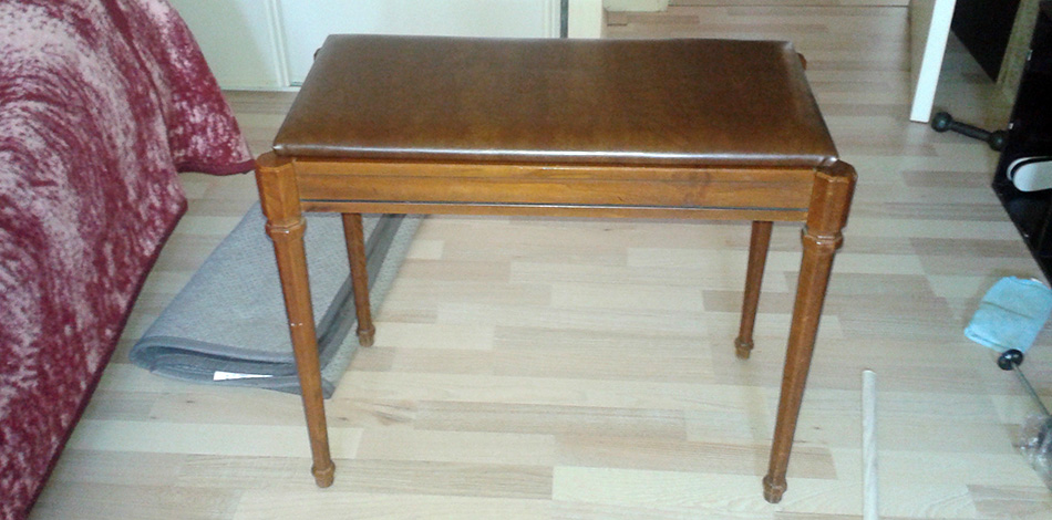 Photo : Tabouret  piano  & orgue