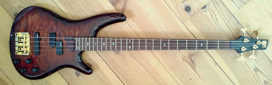 Photo : Ibanez    SR    1100 QM