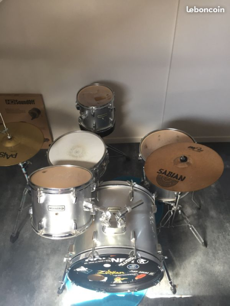 Photo : Batterie  Hohner pour debutant