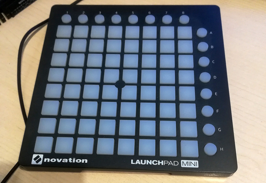 Photo : Novation Launchpad mini mk2