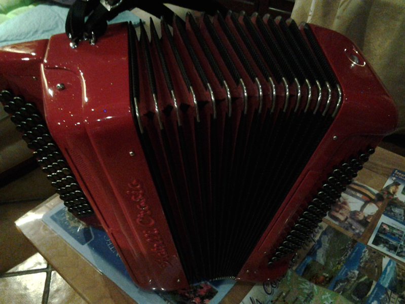 Photo : FRATELLI CROSIO  rouge