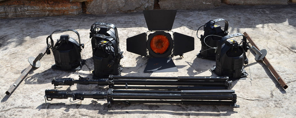 Photo : Projecteur  de  scene Oxo x6