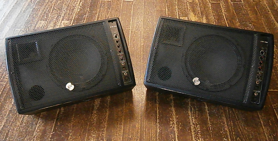 Photo : Retours de scene amplifies ELOKANCE STM 12A x2