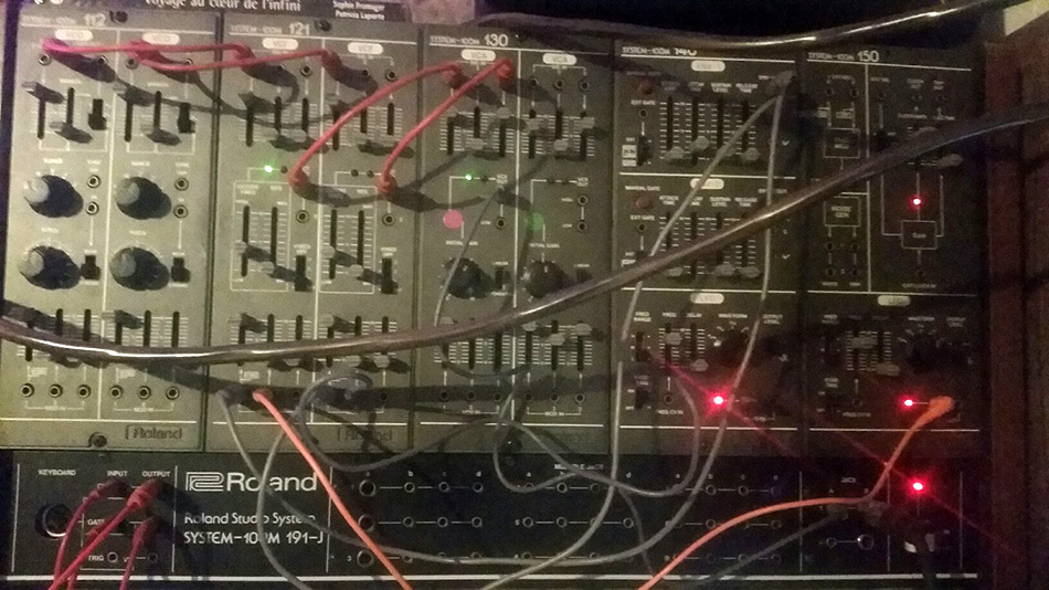 Photo : Roland   System  100M D Set Synthetiseur