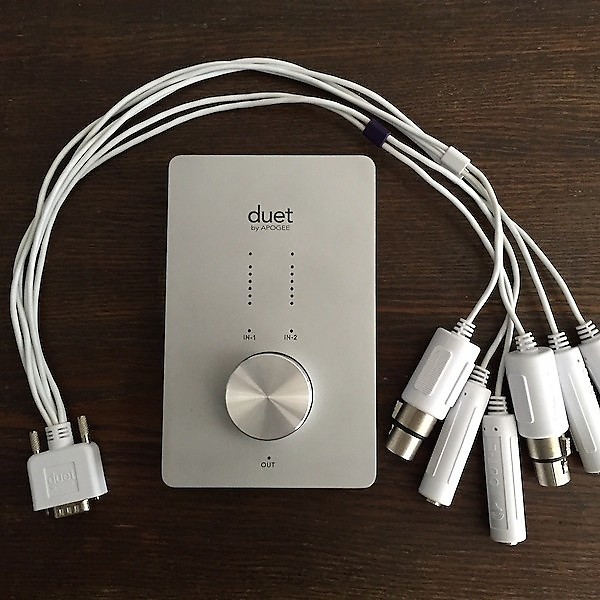 Photo : Apogee         Duet avec cables