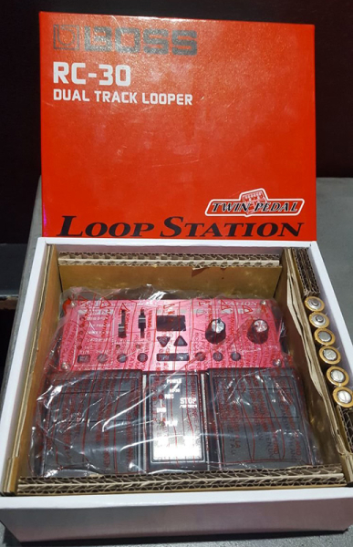 Photo : Boss      RC     30 Loop Station 