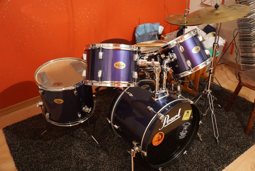 Photo : Batterie  Pearl  Target Junior