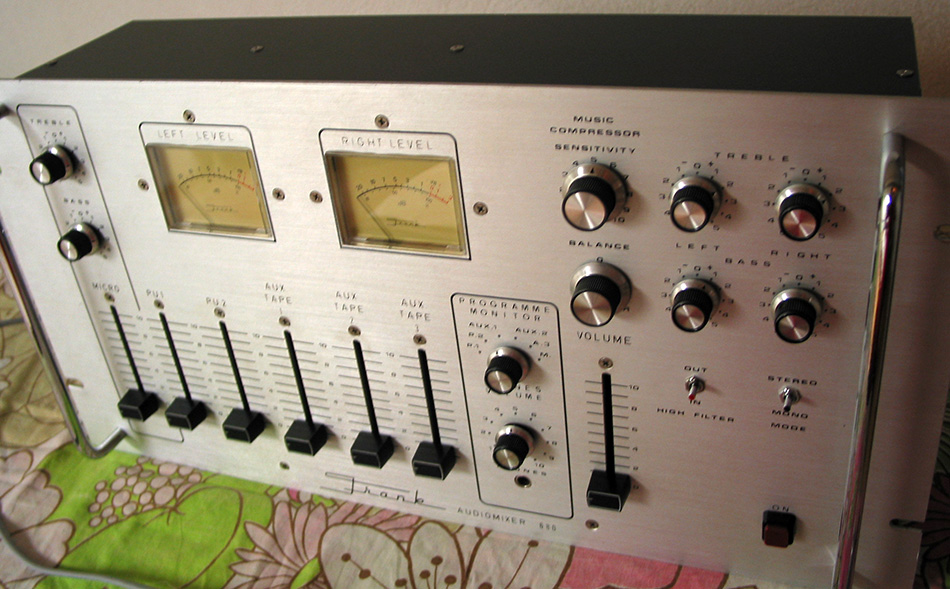 Photo : Hifi      de     Qualite et Sono