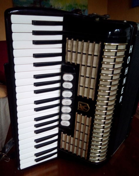 Photo : Hohner     Accordeon Verdi 3