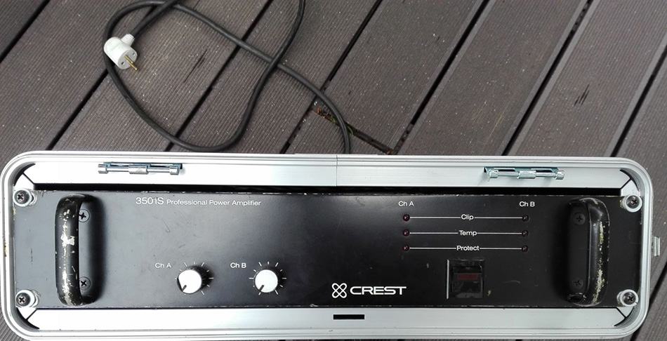 Photo : CREST    AUDIO   3501 S