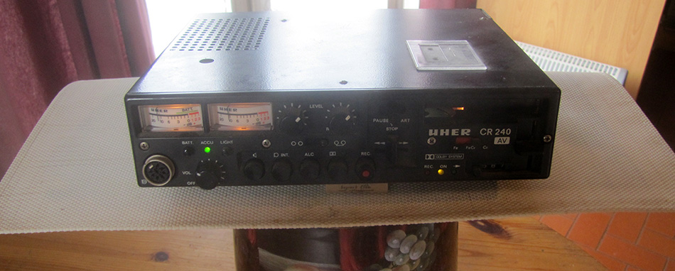 Photo : Lecteur Enregistreur Cassette UHER CR240