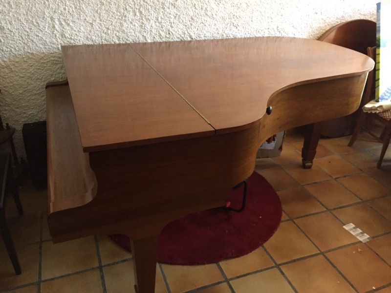 Photo : Piano     Ed    Seiler demi queue 206 cm