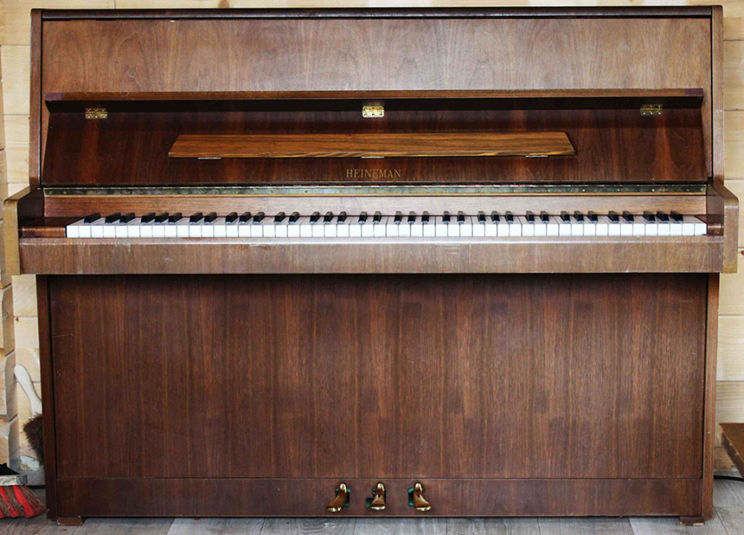 Photo : Piano  d  etude  Heineman 110 entierement regle