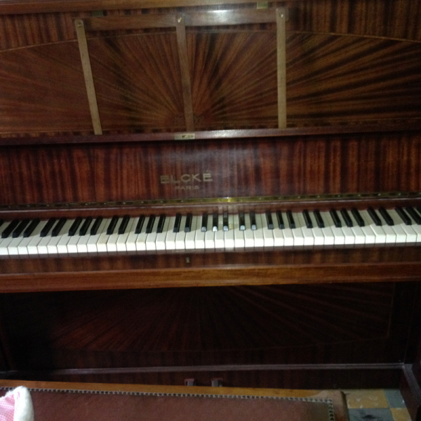 Photo : Piano   droit   Elcke Touche Ivoire Annees 30