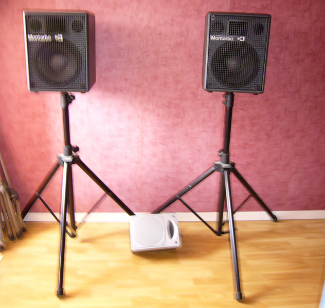 Photo : Sono   Montarbo  2 amplis 300W + retour 80W