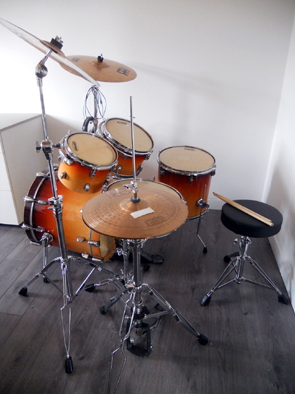 Photo : Ludwig           Batterie complete