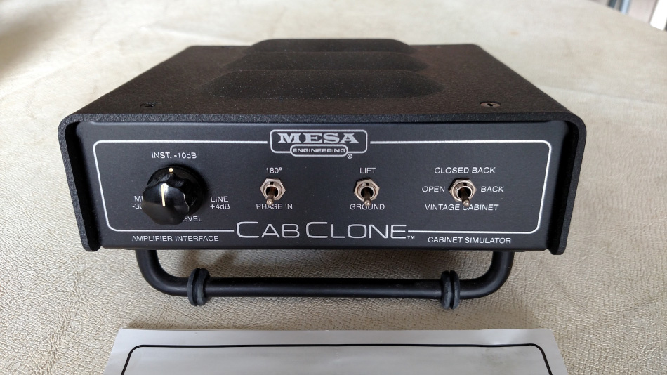 Photo : Mesa  Boogie  CabClone 8 Ohms
