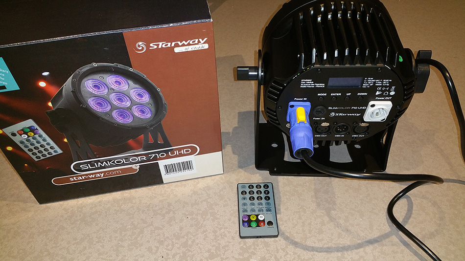 Photo : Projecteur LED PAR 6 couleurs