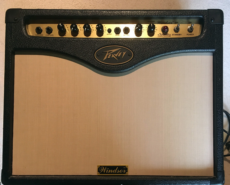 Photo : Ampli Combo a lampe 15 watts Peavey