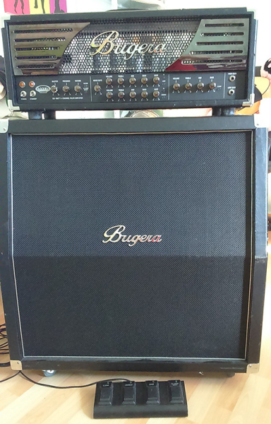 Photo : BUGERA          333XL infinium 120w + cabinet 200w