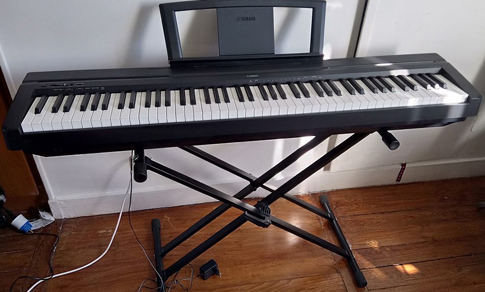 Photo : Yamaha    P35    avec pedale