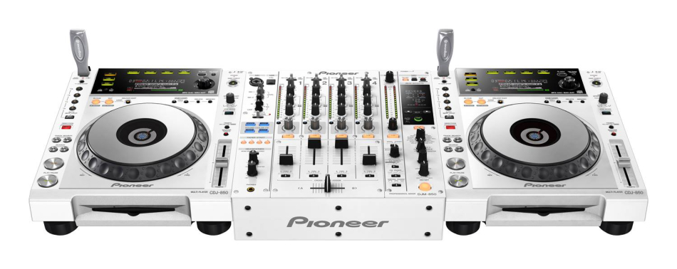 Photo : Pioneer   CDJ   850 + DJM 850 Blanches