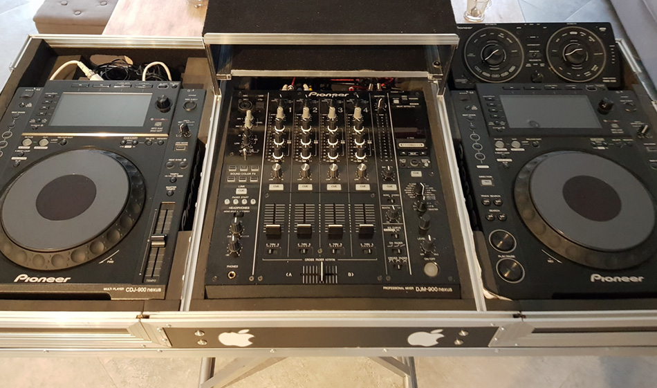 Photo : Pioneer  Nexus   Regie complete