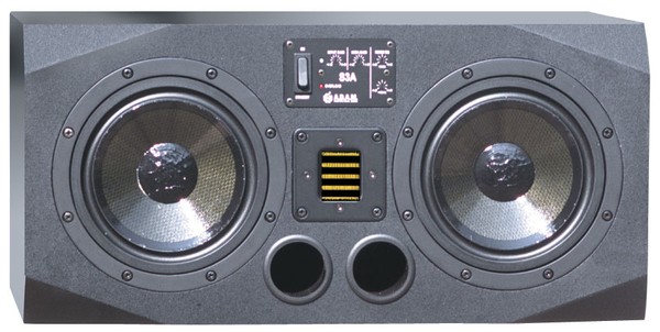 Photo : Adam    Audio    S3A