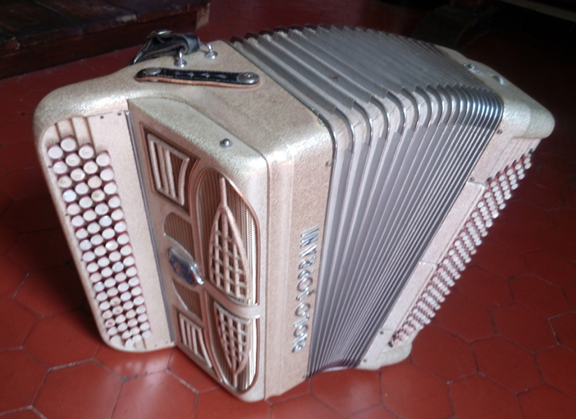 Photo : Paolo Soprani Accordeon 120 basses