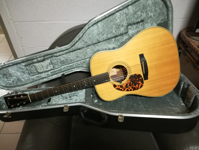 Photo : Guitare   Folk   Furch D33SR Gaucher