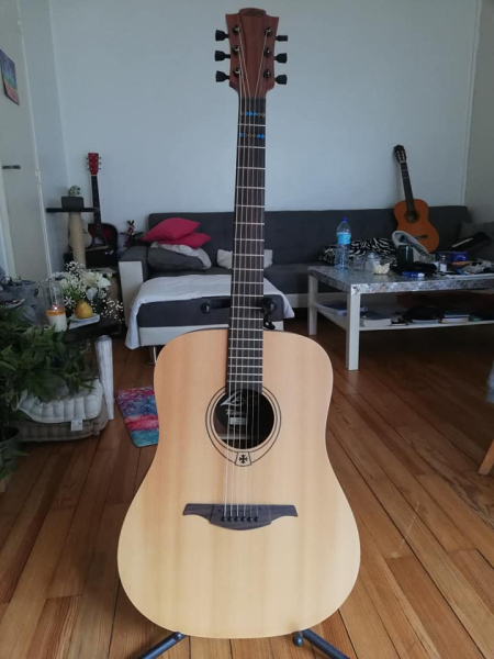 Photo : LAG  TRAMONTANE  T44D