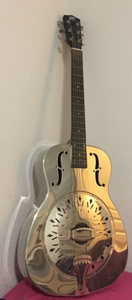 Photo : DOBRO            MG 10 Recording King